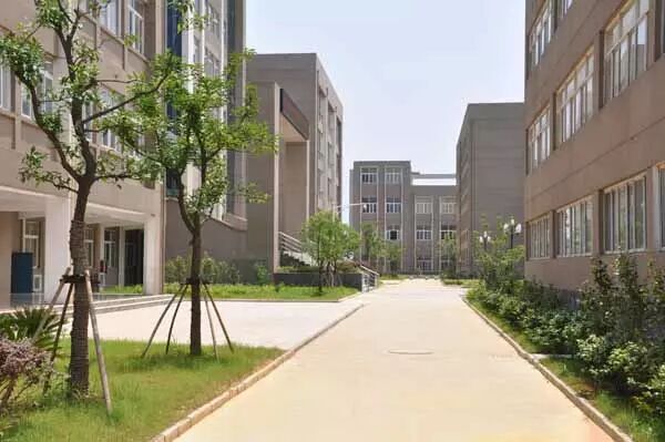 2016年南昌重点中专学校,南昌中专招生网?